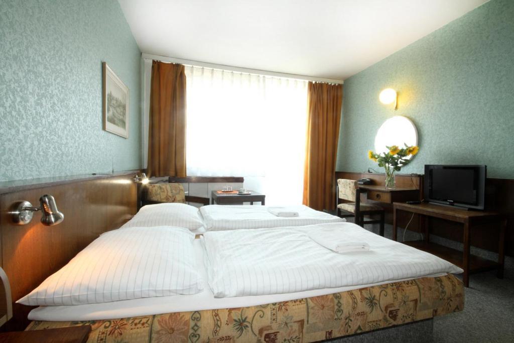 Hotel Strážnice Extérieur photo
