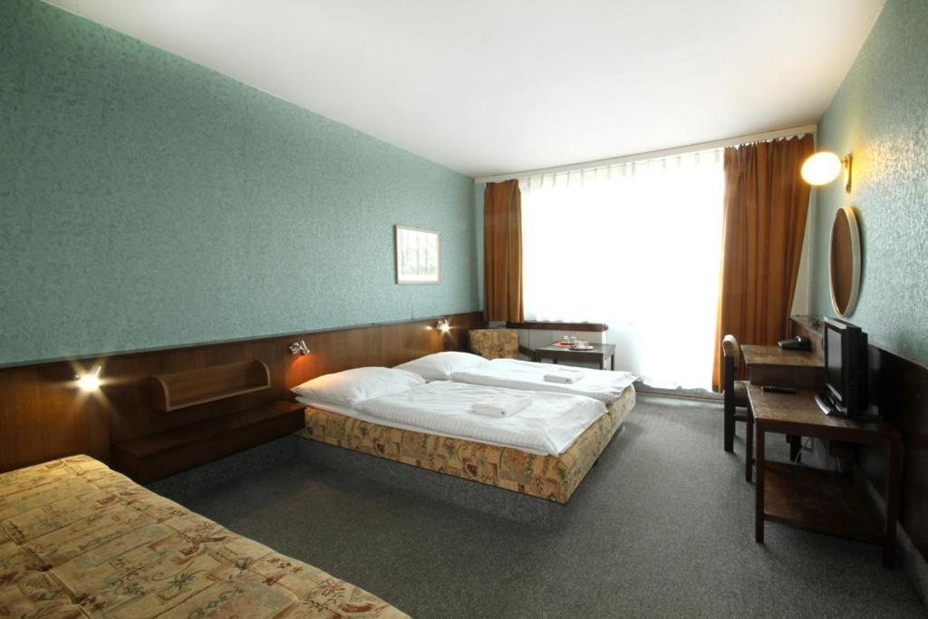 Hotel Strážnice Extérieur photo