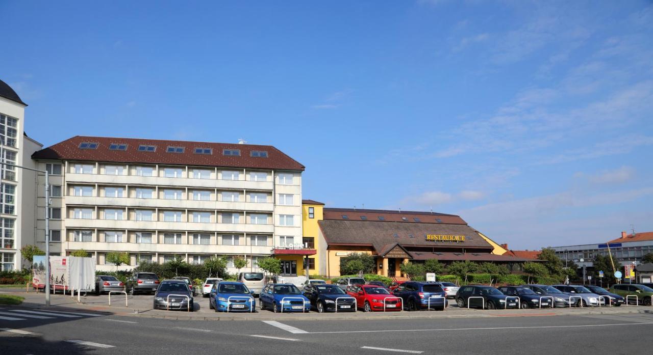 Hotel Strážnice Extérieur photo