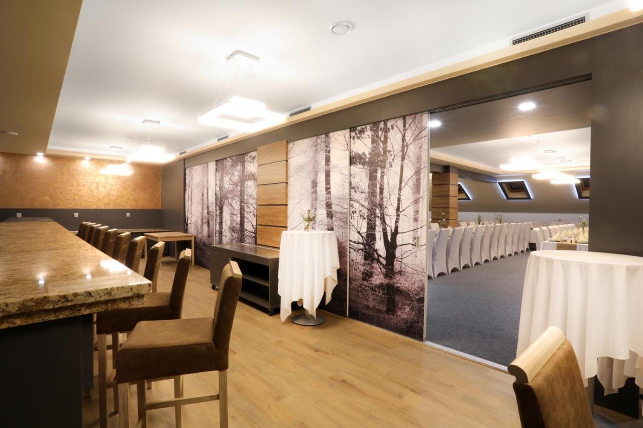 Hotel Strážnice Extérieur photo