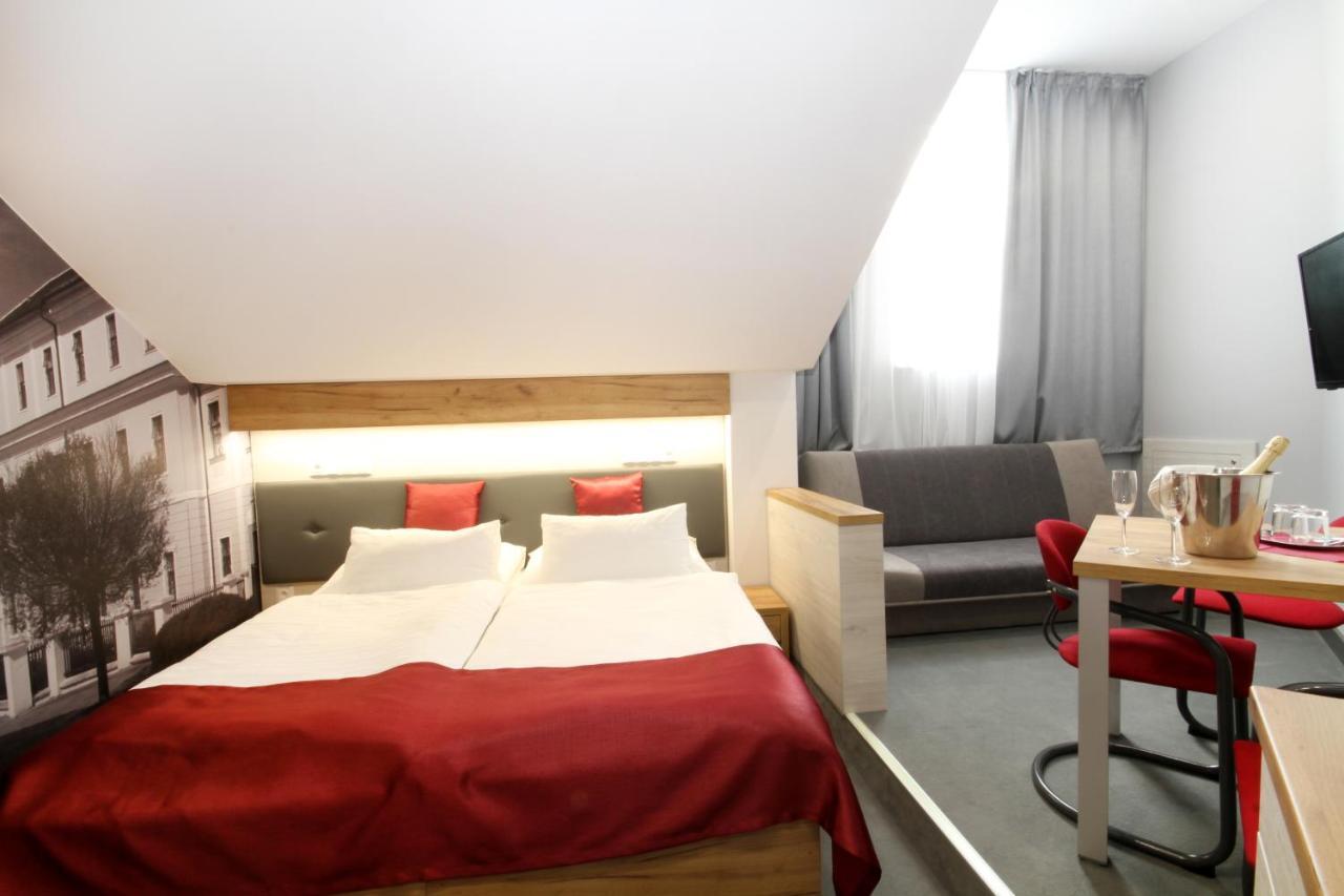 Hotel Strážnice Extérieur photo